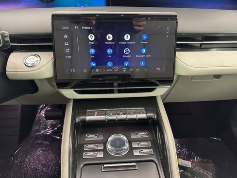 New 2026 Lincoln Nautilus Premier image 11