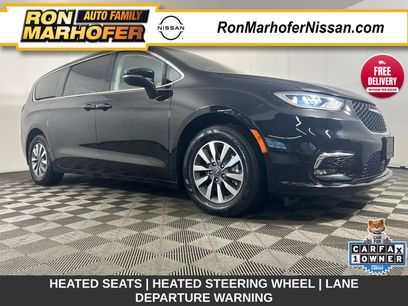 Used 2024 Chrysler Pacifica Limited