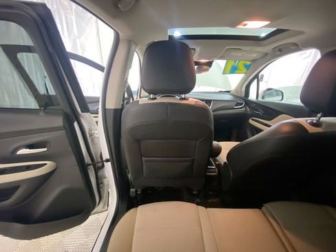 Used 2021 Buick Encore Preferred w/ Safety Package II image 35