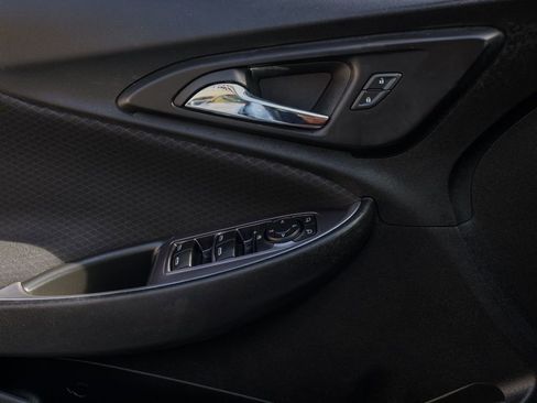 Used 2022 Chevrolet Malibu LS image 23