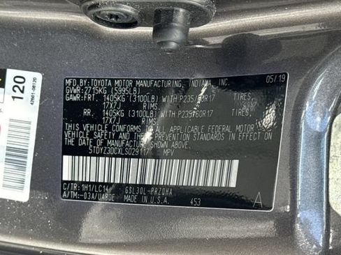 Used 2020 Toyota Sienna XLE FWD image 42