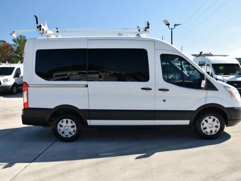 Used 2016 Ford Transit 150 XLT image 8