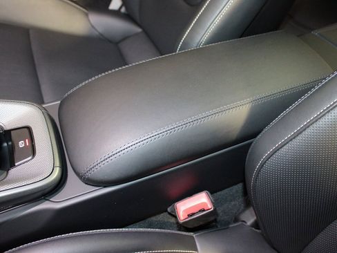 Used 2024 Porsche 911 Carrera S image 35