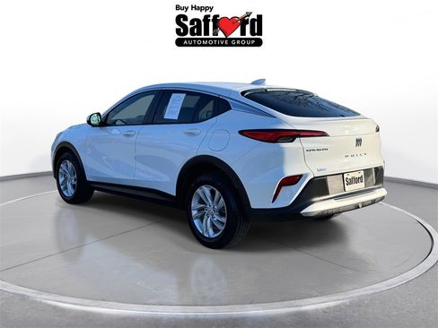 Used 2024 Buick Envista Preferred image 5