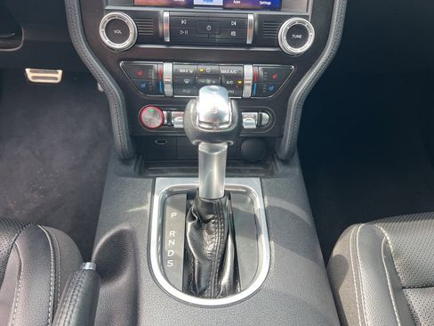 Used 2022 Ford Mustang Premium image 17