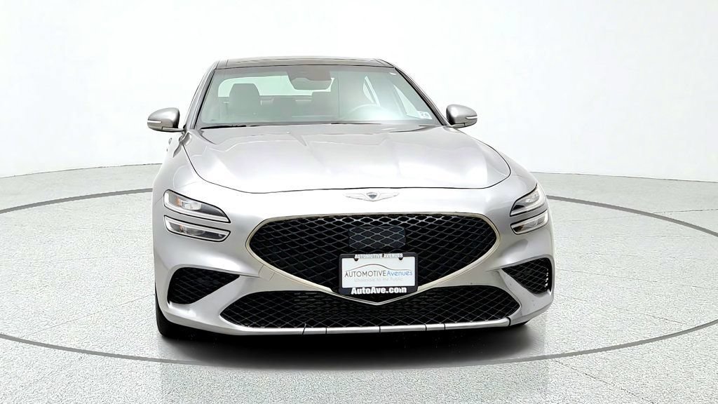 Used 2022 Genesis G70 3.3T w/ Sport Advanced Package AWD/4WD image 2