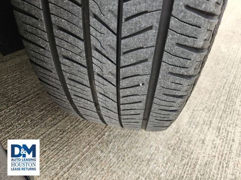 Used 2020 Chevrolet Camaro LT image 18