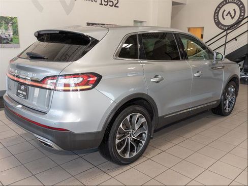 Used 2021 Lincoln Nautilus Reserve AWD/4WD image 22