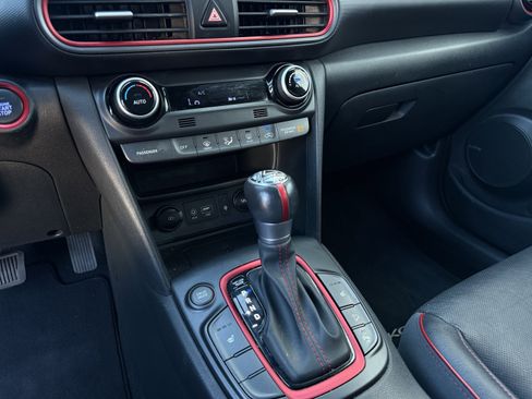 Used 2019 Hyundai Kona Ultimate image 28