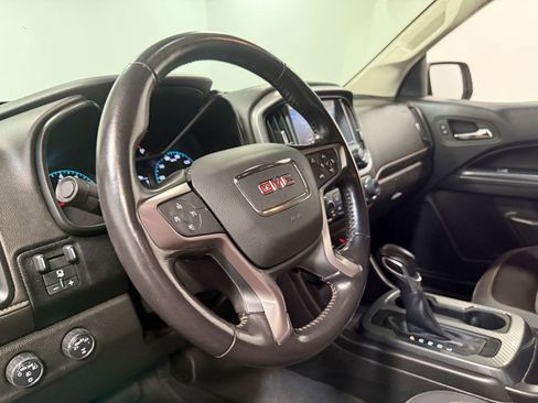 Used 2022 GMC Canyon AT4 image 75