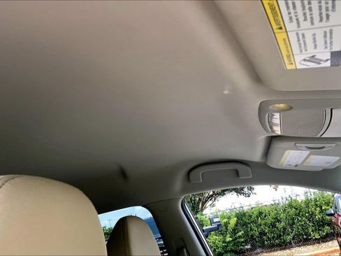 Used 2019 Nissan Rogue SV w/ Premium Package FWD image 19