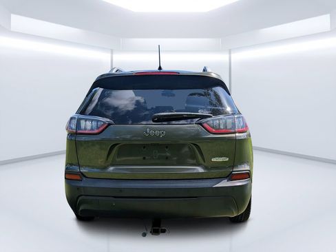 Used 2019 Jeep Cherokee Latitude w/ Popular Appearance Group FWD image 4