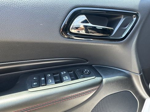 Used 2025 Dodge Durango GT AWD/4WD image 9