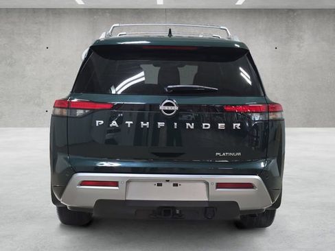 Used 2024 Nissan Pathfinder Platinum FWD image 15