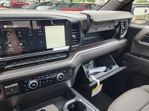 New 2026 GMC Sierra 1500 SLT w/ SLT Premium Plus Package image 34