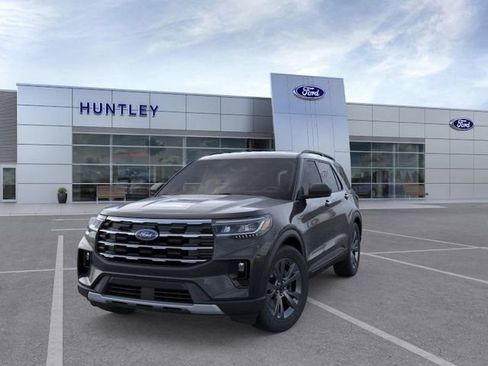 New 2026 Ford Explorer Active w/ Active Comfort Package image 2