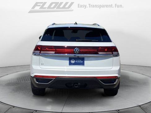Certified 2026 Volkswagen Atlas Cross Sport SE w/ Panoramic Sunroof Package FWD image 6