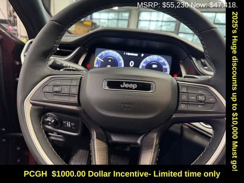 New 2025 Jeep Grand Cherokee Limited image 22