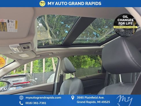 Used 2023 Nissan Rogue SL AWD/4WD image 22