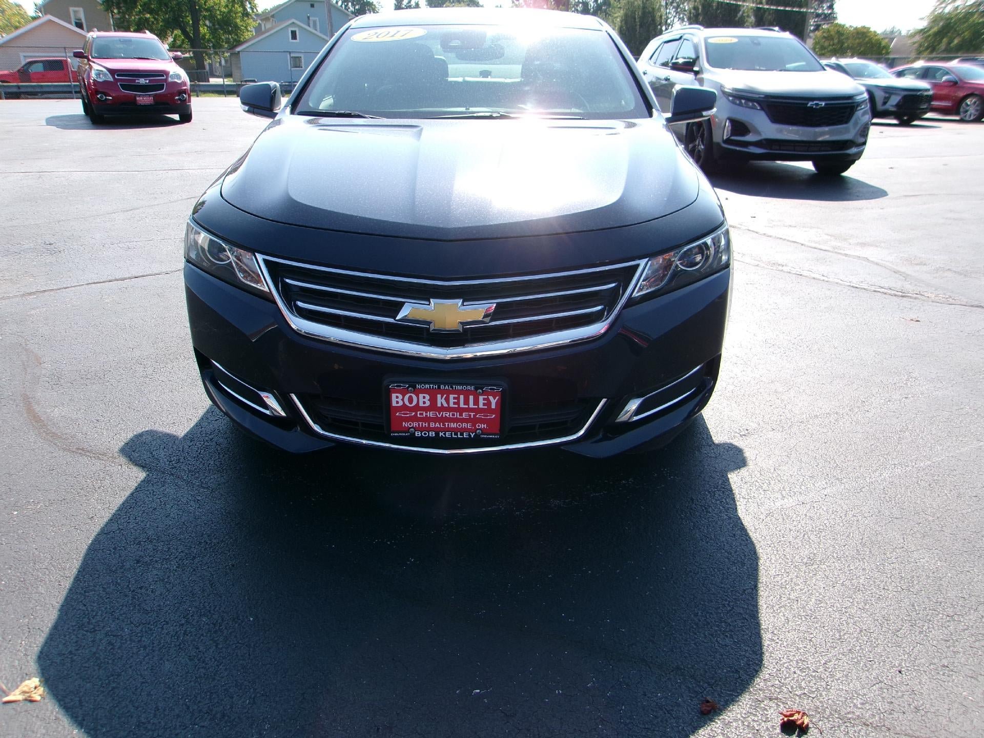 Used 2017 Chevrolet Impala LT w/ Convenience Package FWD image 3