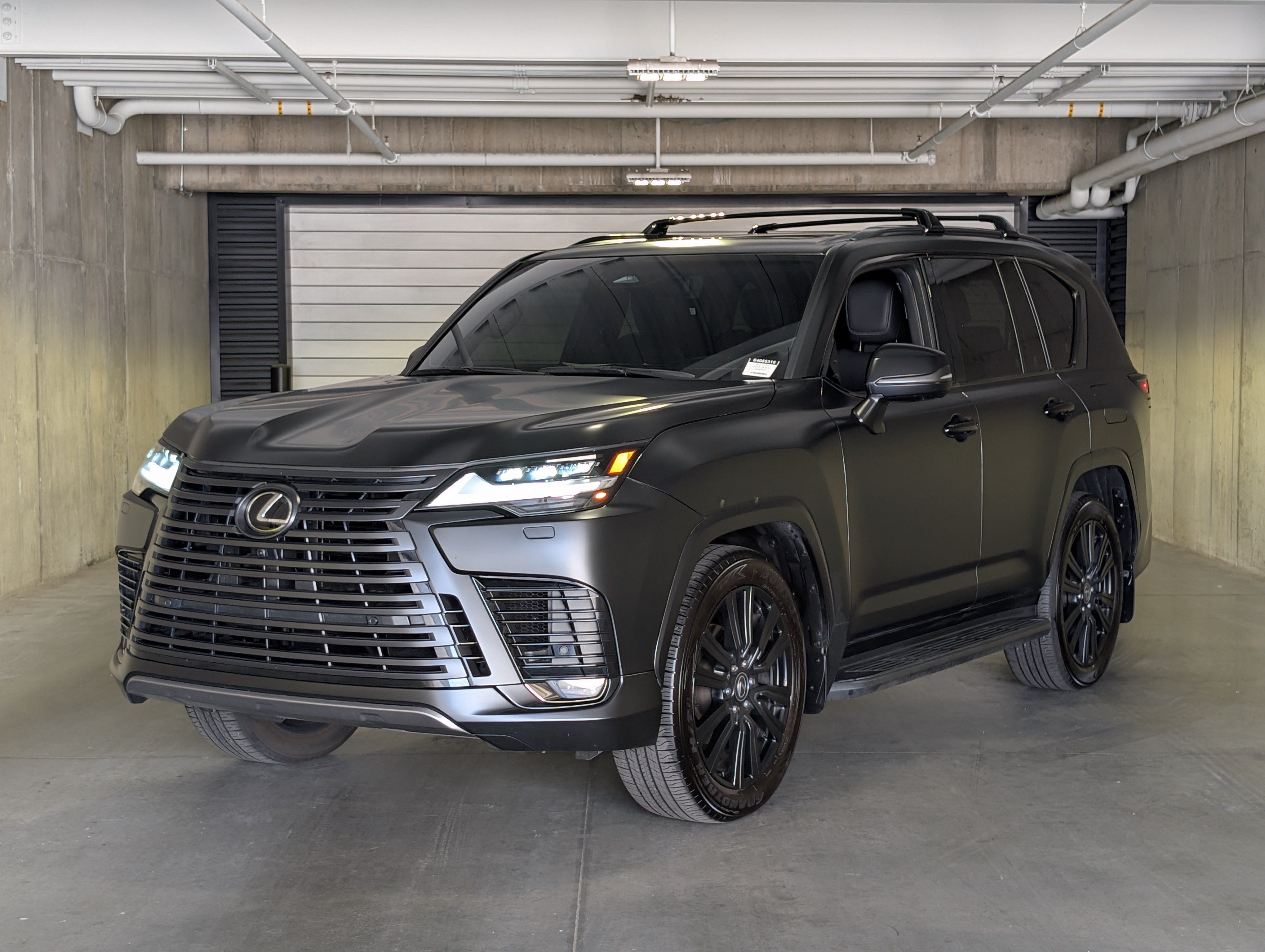 Used 2025 Lexus LX 600 4WD w/ Appearance Package image 1