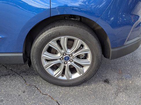 Used 2022 Ford Edge Titanium image 30