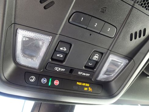 Used 2024 Cadillac XT5 Premium Luxury w/ LPO, Floor Liner Package AWD/4WD image 27
