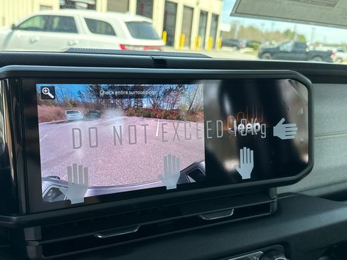 New 2026 Jeep Gladiator Sport image 28