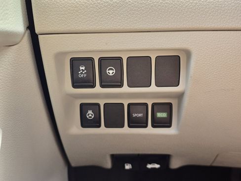 Used 2022 Nissan Rogue Sport SL FWD image 24