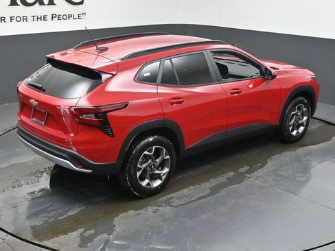 New 2026 Chevrolet Trax LT w/ LT Convenience Package image 18