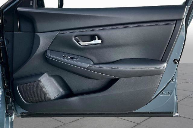 Certified 2024 Nissan Sentra SV FWD image 22