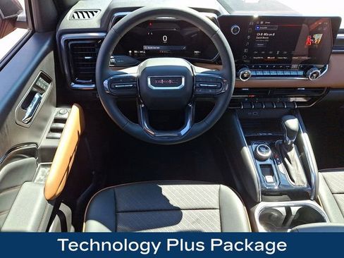 Used 2026 GMC Canyon AT4 w/ Technology Plus Package image 3