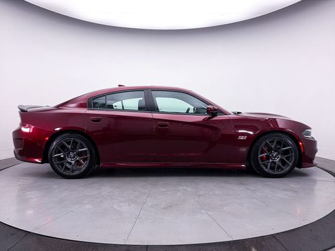 Used 2017 Dodge Charger R/T Scat Pack RWD image 40
