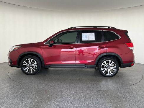 Certified 2022 Subaru Forester Limited w/ Popular Package #2 AWD/4WD image 8