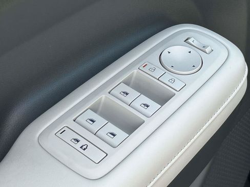 Used 2024 Hyundai Santa Fe SEL FWD image 26