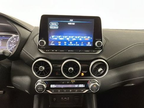 Used 2025 Nissan Sentra SV w/ All-Weather Package FWD image 23