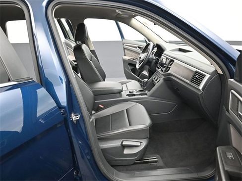 Used 2022 Volkswagen Atlas SE image 33