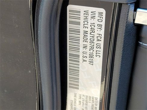 New 2024 Jeep Grand Cherokee Overland w/ Luxury Tech Group IV image 10