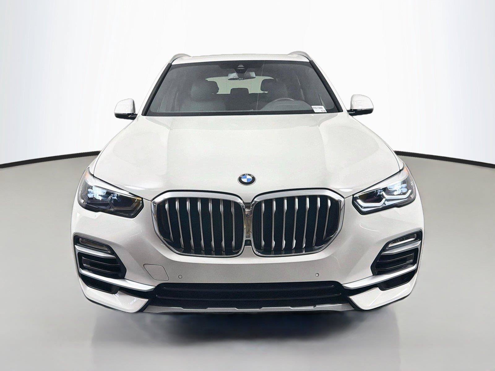 Used 2021 BMW X5 xDrive45e w/ Parking Assistance Package AWD/4WD image 2