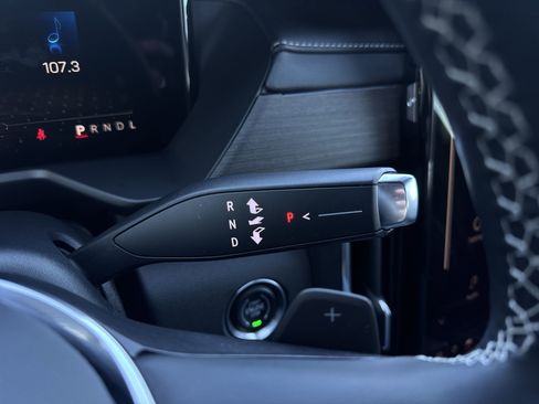 Certified 2024 GMC Acadia Denali image 16