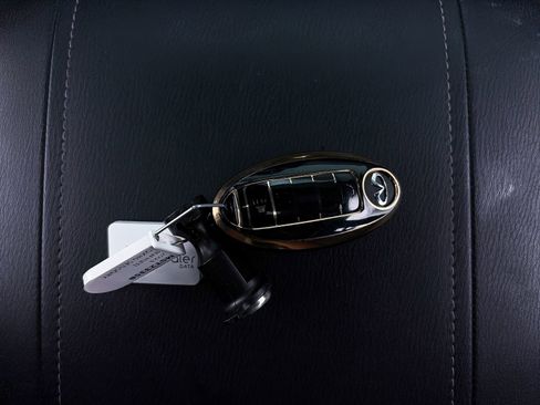 Used 2023 INFINITI QX80 Sensory w/ Cargo Package image 32