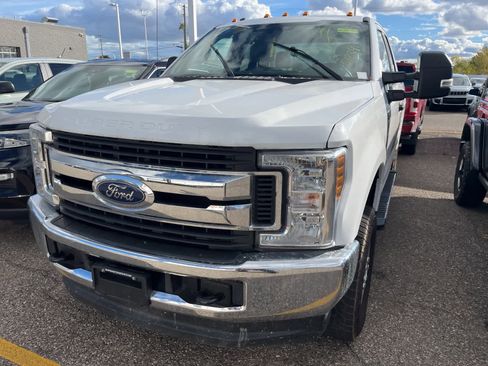 Used 2018 Ford F250 XLT image 4