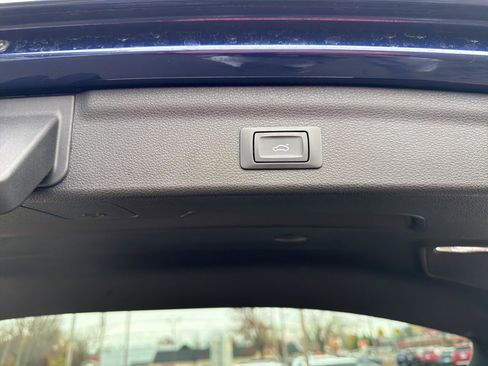 Used 2022 Audi Q3 2.0T Premium image 18