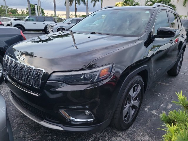 Used 2019 Jeep Cherokee Limited FWD image 32