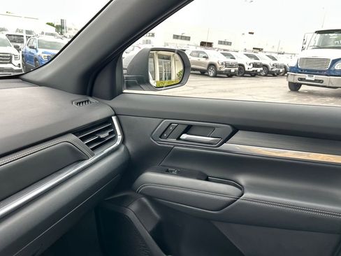 New 2026 GMC Terrain Elevation w/ Black Edition AWD/4WD image 27