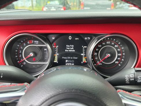 Used 2021 Jeep Wrangler Unlimited Rubicon AWD/4WD image 27