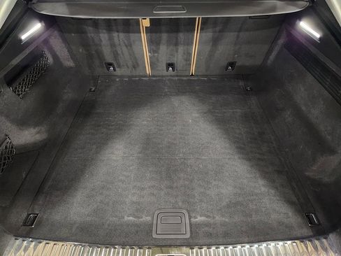 Used 2025 Audi Q8 Premium Plus image 55