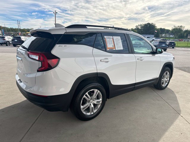 Used 2024 GMC Terrain SLE w/ Driver Convenience Package AWD/4WD image 7