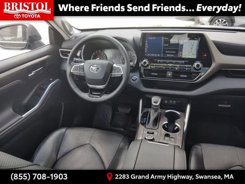Used 2022 Toyota Highlander Limited AWD/4WD image 18