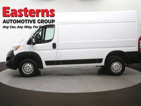 Used 2023 RAM ProMaster 2500 w/ Convenience Group FWD image 53